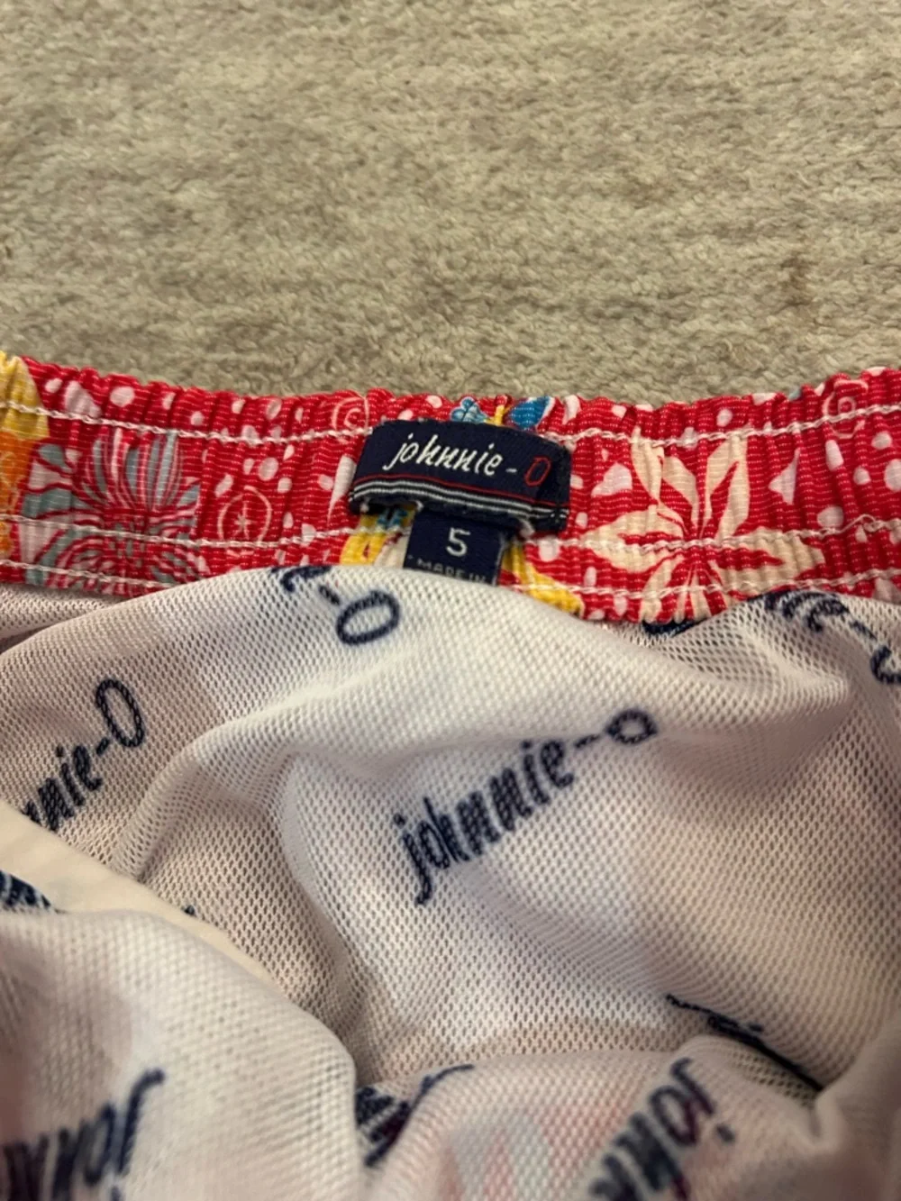 johnnie-O mesh cut